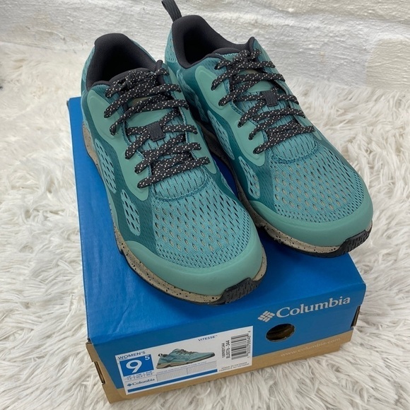 NIB Columbia Vitesse Shoes - Picture 1 of 8